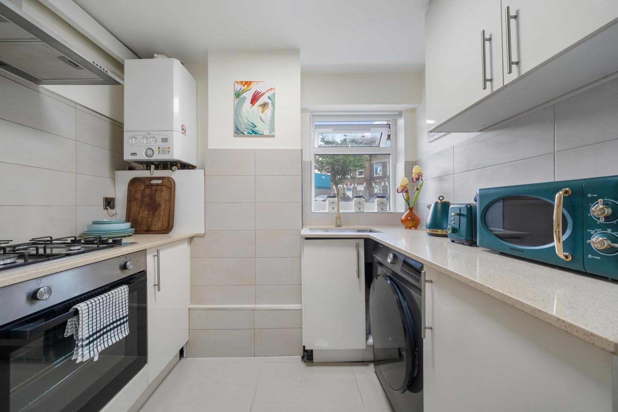Leamington Park Studio With Parking ลอนดอน ภายนอก รูปภาพ